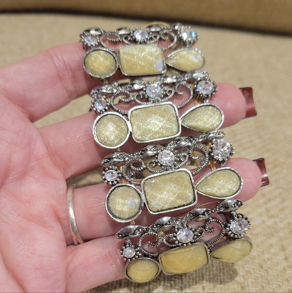 Premier Designs Stretch Cuff Bracelet